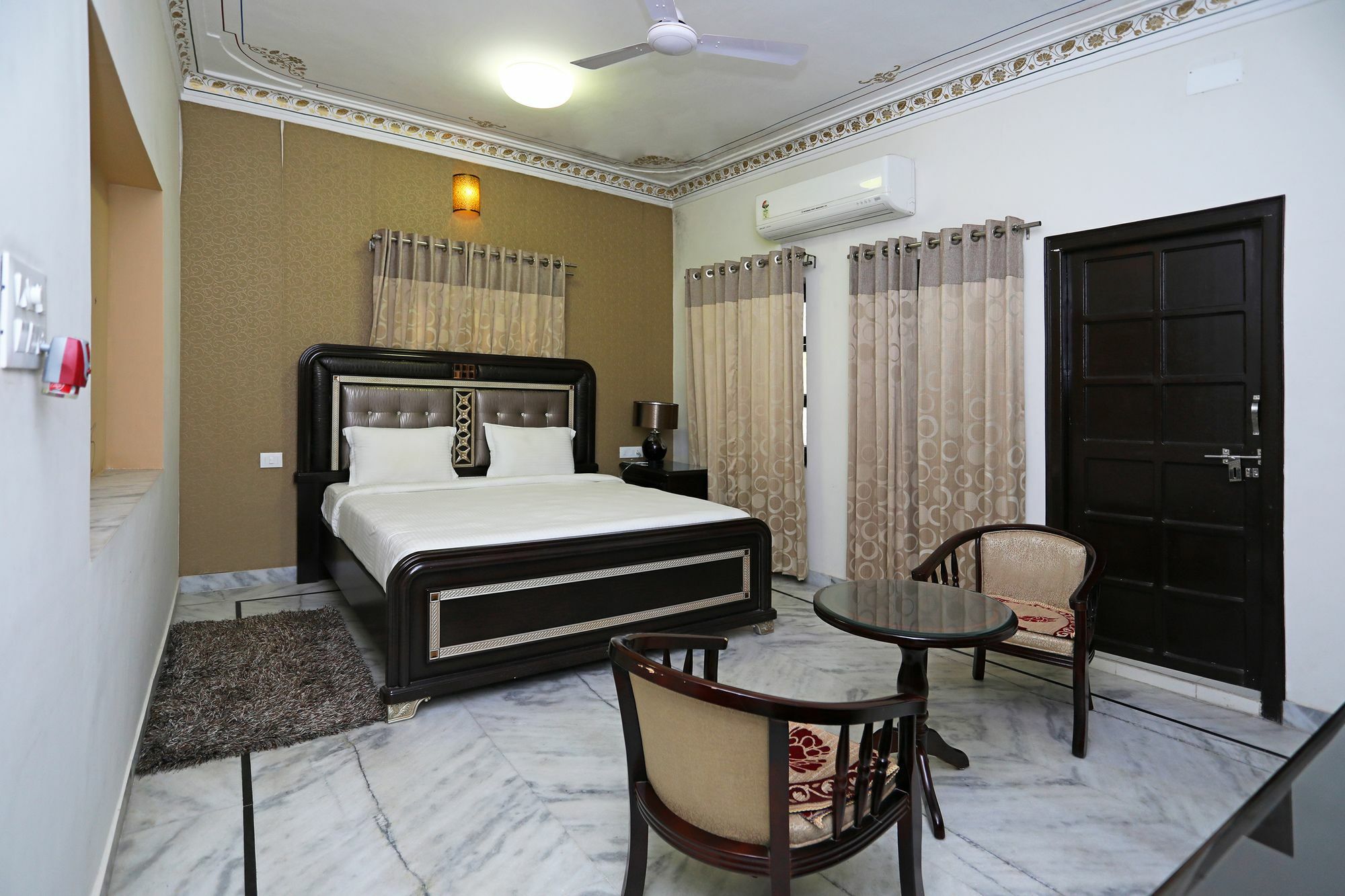 Oyo Home Heritage Near City Palace Udaipur Exterior foto